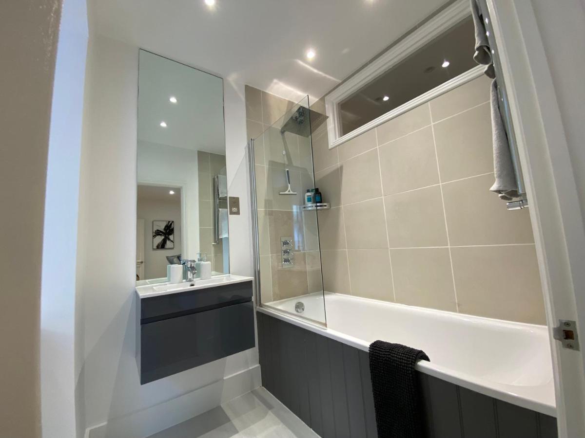 Fantastic Spacious Garden Flat With Own Private Entrance Londres Extérieur photo