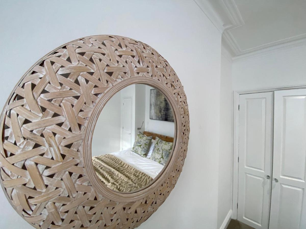 Fantastic Spacious Garden Flat With Own Private Entrance Londres Extérieur photo